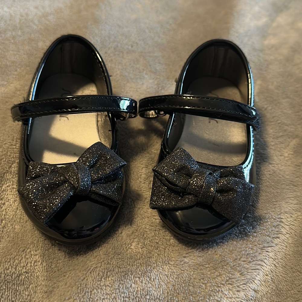 Black toddler dress shoes